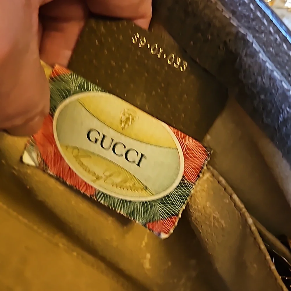 Gucci GG Sherry Line Clutch - Picture 10 of 16